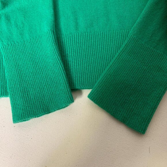 Green Banana Republic Italian merino - Picture 4 of 7